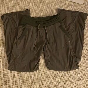 Lululemon Women’s Dance Studio Pants Lined Grey Size 4